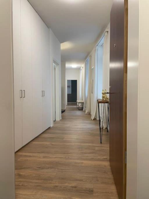 Elegant 2Br Apartment - Canal3 Ζυρίχη Εξωτερικό φωτογραφία